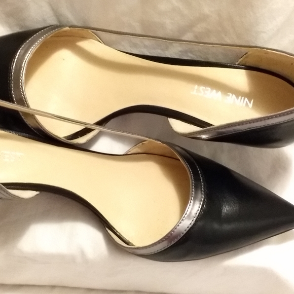 Nine Low Heels Pumps Size 8M Black - Picture 5 of 6